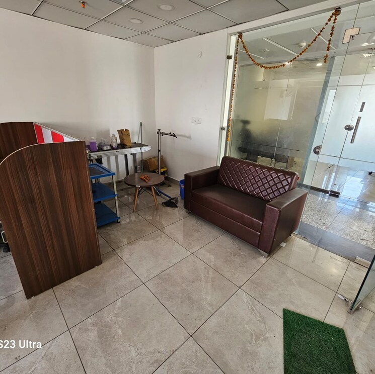 Living Room, sushma-infinium Commercial Office Space 446 Sq.Ft. In Vip Road Zirakpur 8012034