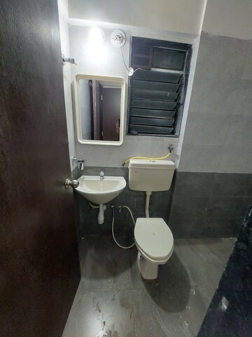 Master Bedroom in 2 BHK Apartment at Sayba Crystal, Kurla – for Rent