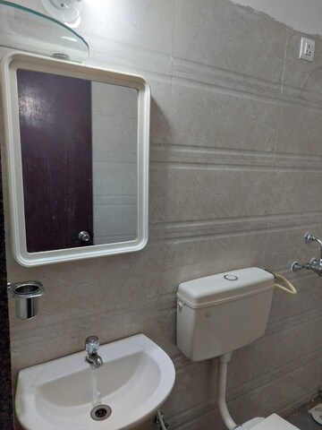 Master Bedroom in 2 BHK Apartment at Sayba Crystal, Kurla – for Rent