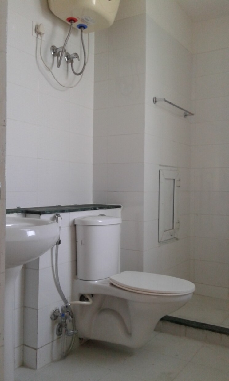 Attached Bathroom, puri-pranayam 3 Bedroom 2184 Sq.Ft. Apartment In Sector 82 Faridabad 8012088