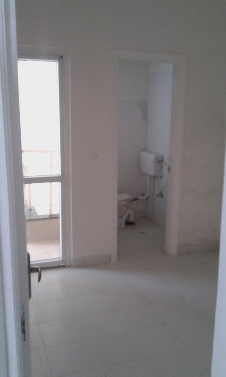 Bathroom, puri-pranayam 3 Bedroom 2184 Sq.Ft. Apartment In Sector 82 Faridabad 8012088