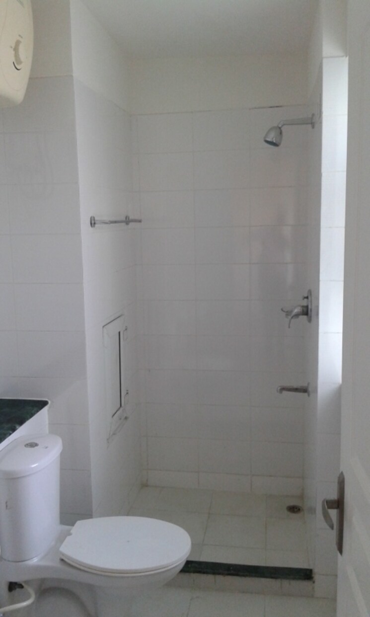 Bathroom, puri-pranayam 3 Bedroom 2184 Sq.Ft. Apartment In Sector 82 Faridabad 8012088