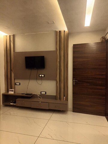 Living Room in 3.5 BHK Builder Floor at Sector 1-4 – for Rent