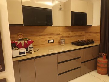Kitchen in 3.5 BHK Builder Floor at Sector 1-4 – for Rent