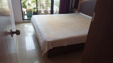 Bedroom in 2.5 BHK Apartment at Mulund East – for Sale