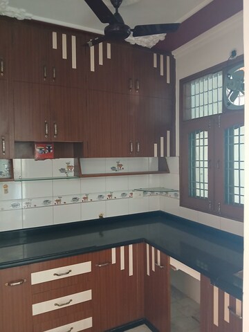 Kitchen in 2.5 BHK Builder Floor at Pla – for Rent