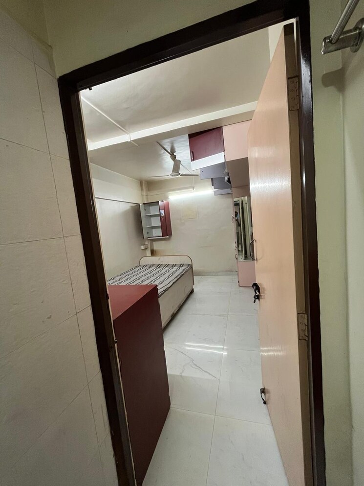 Kitchen, karan-bharti 2 Bedroom 1000 Sq.Ft. Apartment In Katraj Pune 8012145