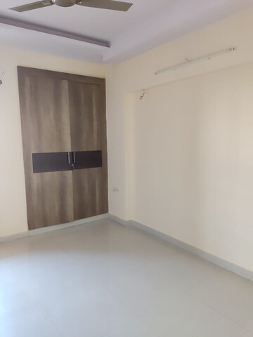 Master Bedroom in 2 BHK Builder Floor at Gms Road – for Rent