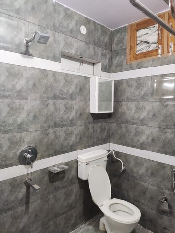 Bathroom in 2 BHK Builder Floor at Gms Road – for Rent