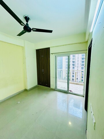Room in 3 BHK Apartment at Anthem French Apartment, Bhangel – for Sale