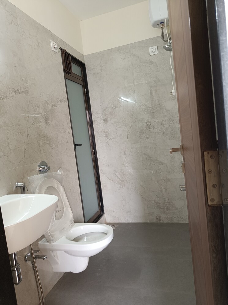 Bathroom, sunraj-supreme 1 Bedroom 525 Sq.Ft. Apartment In Dombivli East Thane 8012217