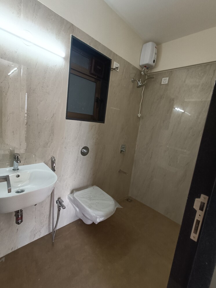 Bathroom, sunraj-supreme 1 Bedroom 525 Sq.Ft. Apartment In Dombivli East Thane 8012217