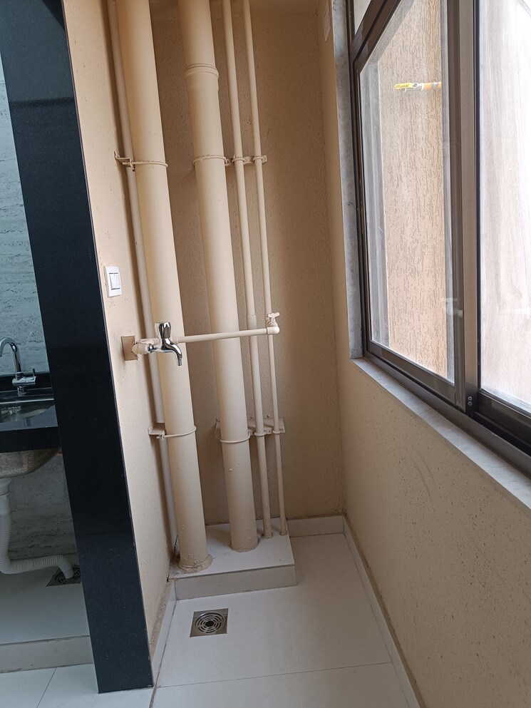 Balcony, sunraj-supreme 1 Bedroom 525 Sq.Ft. Apartment In Dombivli East Thane 8012217