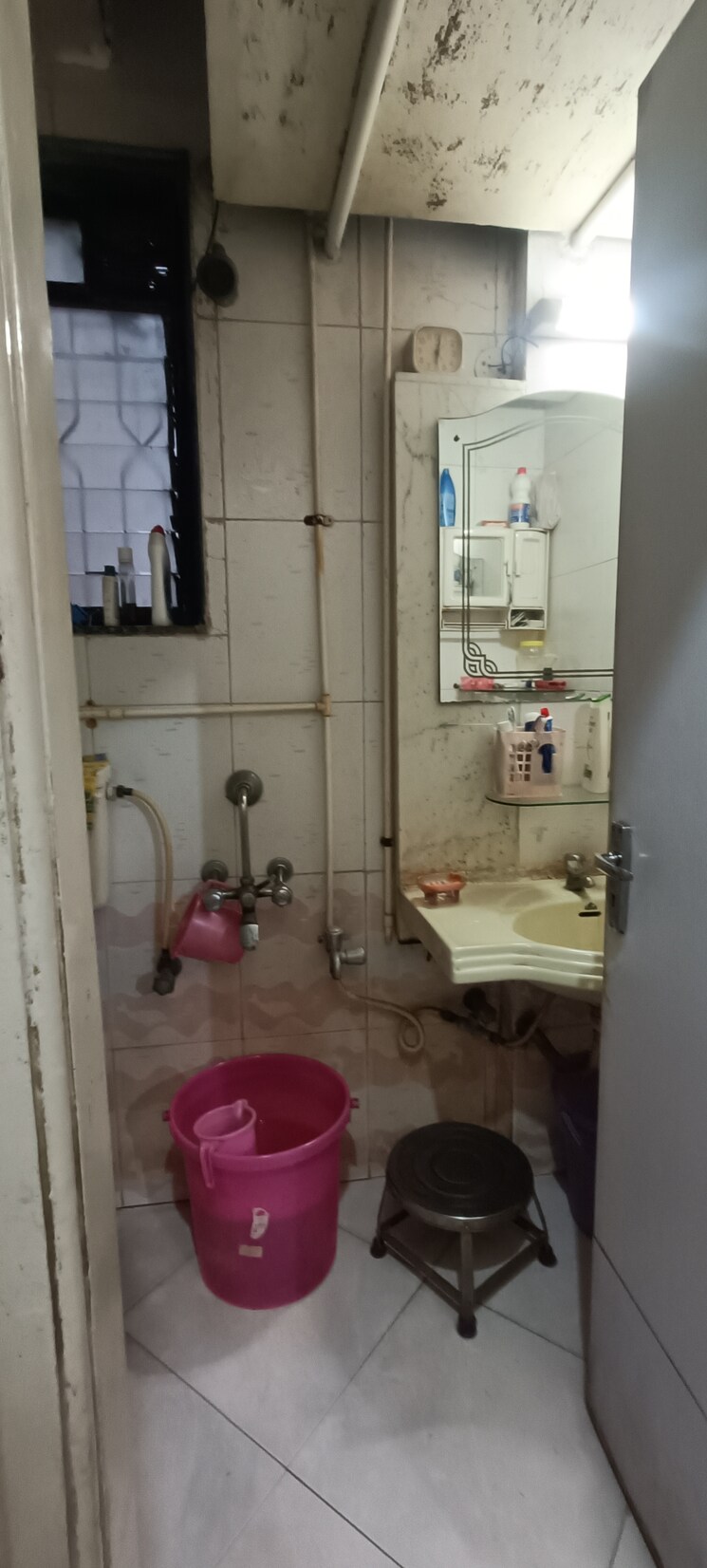 Bathroom, krishna-galaxy-santacruz 2 Bedroom 1000 Sq.Ft. Apartment In Santacruz East Mumbai 8012209