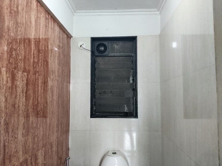 Bathroom, arihant-aarohi 2 Bedroom 1298 Sq.Ft. Apartment In Kalyan Shilphata Road Thane 8012216