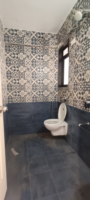 Bathroom in 3 BHK Apartment at Prabhat Residency Santacruz, Santacruz East – for Sale