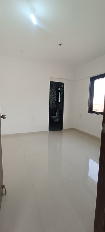 Room in 3 BHK Apartment at Prabhat Residency Santacruz, Santacruz East – for Sale
