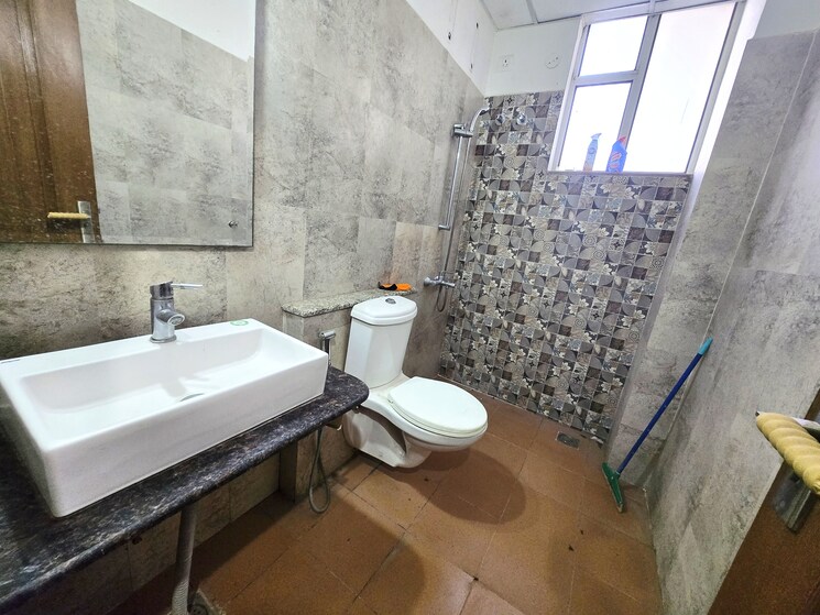 Bedroom, sushma-crescent 3 Bedroom 1860 Sq.Ft. Apartment In Dhakoli Village Zirakpur 8012317