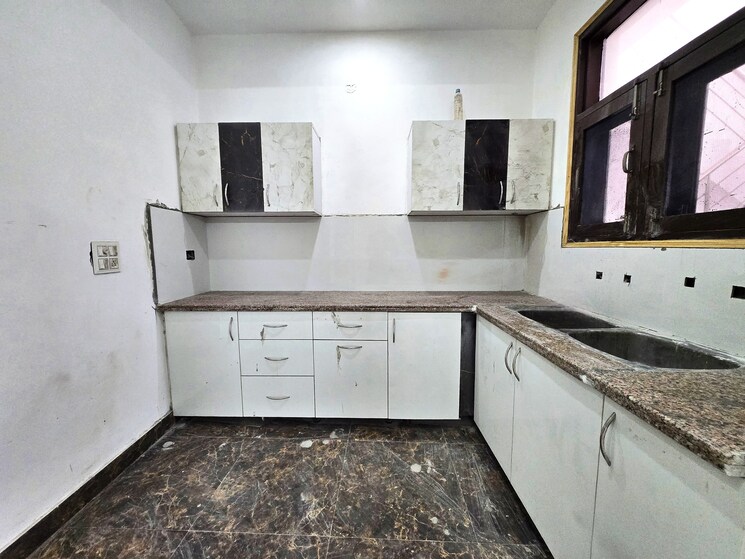 Kitchen, guru-nanak-enclave 2 Bedroom 1212 Sq.Ft. Apartment In Dhakoli Village Zirakpur 8012325