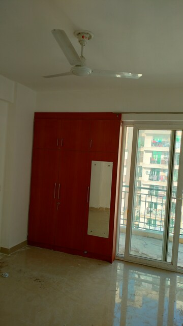 3.5 BHK Apartment For Rent in Galaxy North Avenue ll, Gaur City 2 