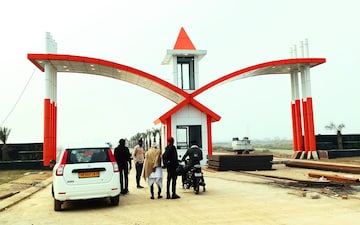 Plot For Sale in Chhata