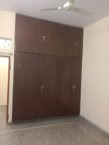 Furnished Amenities in 3.5 BHK Independent House at Vaishali Nagar – for Rent