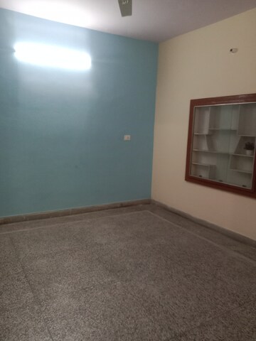 Room in 3.5 BHK Independent House at Vaishali Nagar – for Rent
