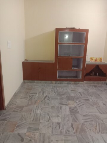 Room in 3.5 BHK Independent House at Vaishali Nagar – for Rent