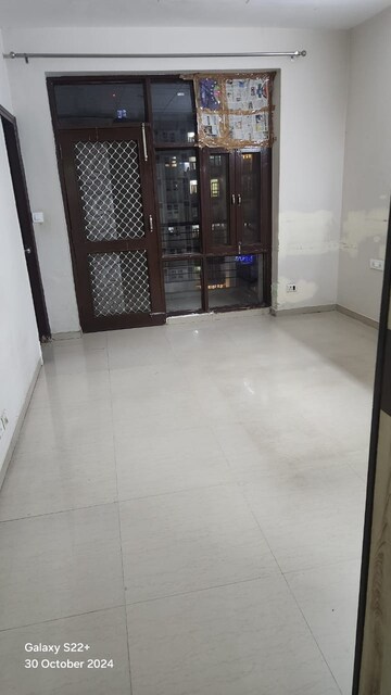 3 BHK Builder Floor For Rent in Sector 16