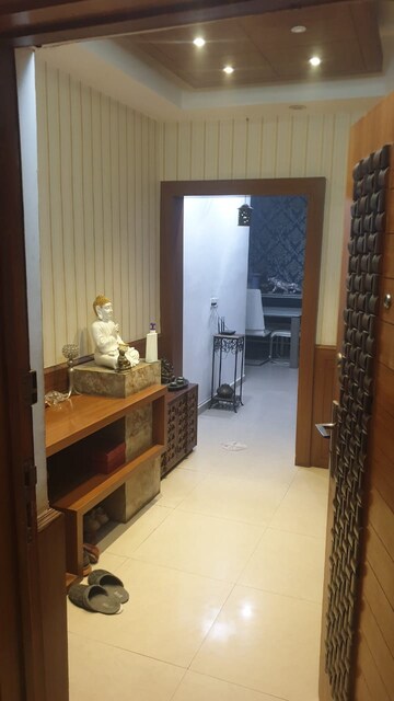 Living Room in 4 BHK Apartment at Jaypee Kalypso Court, Sector 128 – for Sale