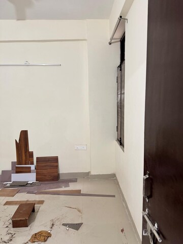 Master Bedroom in 3 BHK Apartment at Amolik Sankalp, Sector 85 – for Rent
