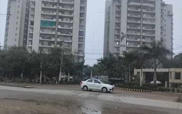 2.5 BHK Apartment For Rent in Bestech Park View Residency, Sector 3