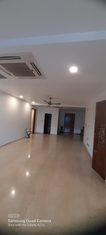 Furnished Amenities in 3 BHK Apartment at My Home Bhooja, Hi Tech City – for Rent