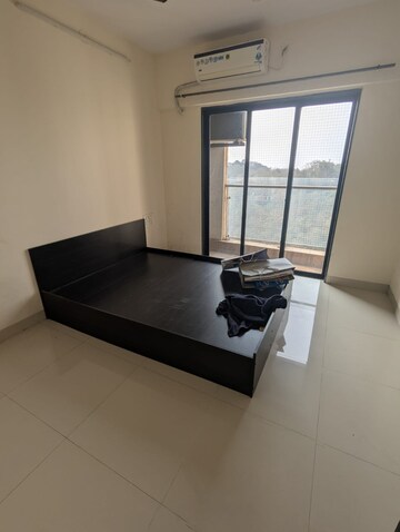 Living Room in 2 BHK Apartment at Vakola – for Rent