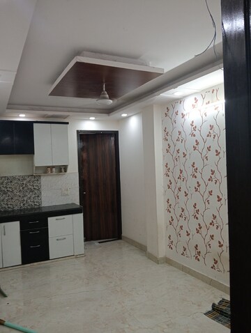 Bedroom in 2 BHK Builder Floor at Govindpuri – for Rent