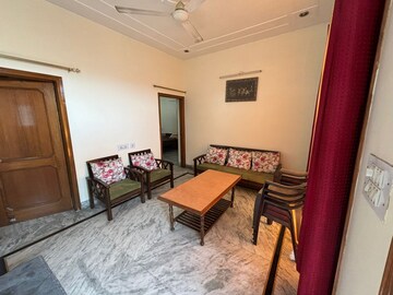 2 BHK Independent House For Rent in Sector 4