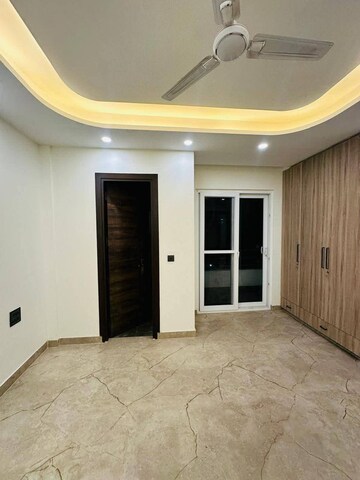Building Lobby in 3 BHK Apartment at Ireo Uptown, Sector 66 – for Rent