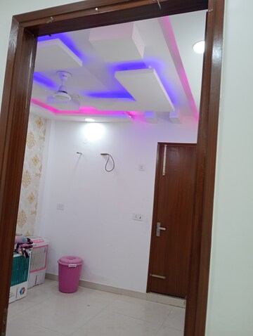 Furnished Amenities in 3 BHK Builder Floor at Govindpuri – for Sale