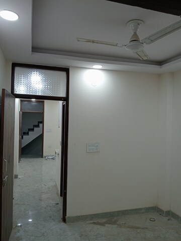 Room in 1 BHK Builder Floor at Govindpuri – for Sale