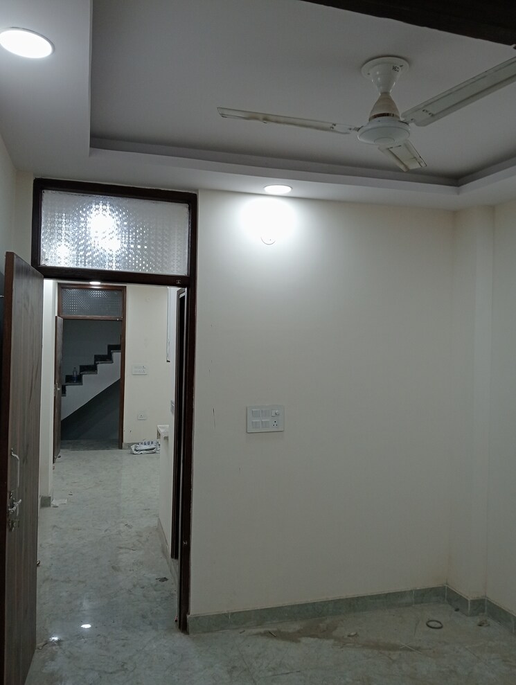 Room, govindpuri 1 Bedroom 360 Sq.Ft. Builder Floor In Govindpuri Delhi 8012519