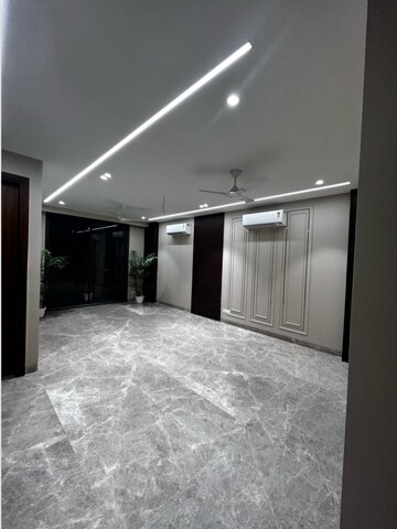 4 BHK Builder Floor For Sale in Green Park