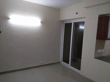 Room in 2.5 BHK Apartment at Nirala Aspire, Sector 16 Greater Noida – for Sale