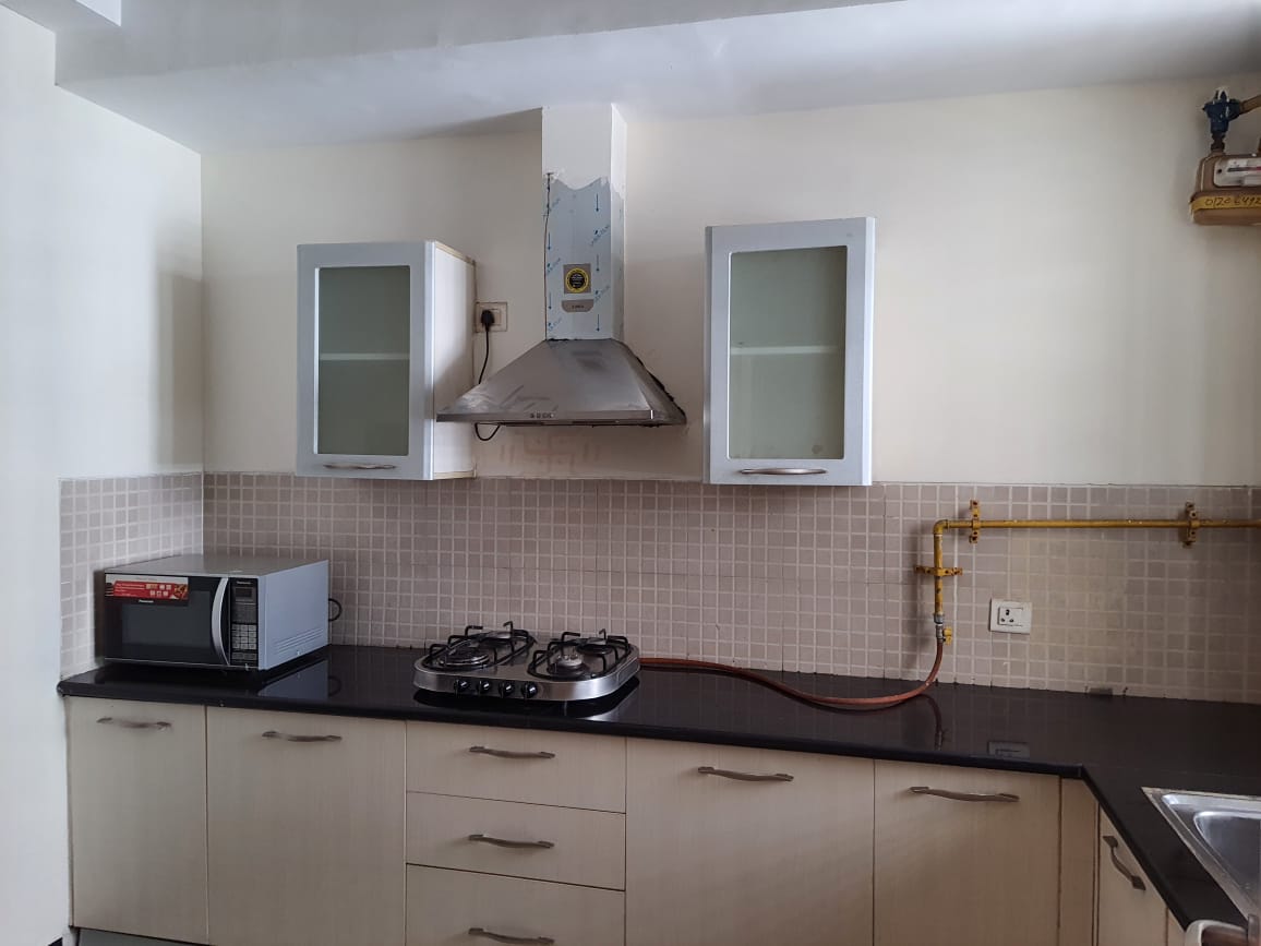 3 BHK + Servant Room Apartment For Sale in Jaypee Spa Court