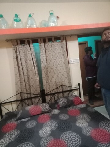 Master Bedroom in 1 BHK Villa at Aliganj – for Rent