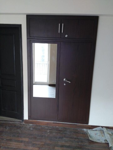 Room in 2 BHK Apartment at CRC Sublimis, Sector 1 Greater Noida – for Sale