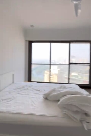 Room in 3 BHK Apartment at The Park Residency Andheri, Andheri West – for Sale
