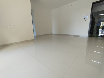 Room in 3 BHK Apartment at Prajapati Magnum, Dronagiri – for Rent