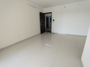 Room in 3 BHK Apartment at Prajapati Magnum, Dronagiri – for Rent