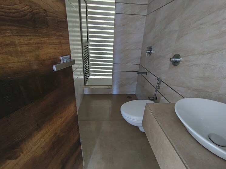 Bathroom, prajapati-magnum 3 Bedroom 1450 Sq.Ft. Apartment In Dronagiri Navi Mumbai 8012589