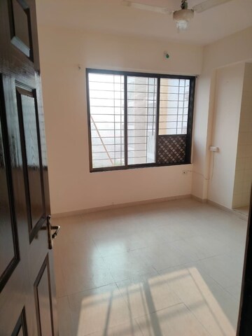 Room in 2 BHK Apartment at Vijay Vatika Tower 05, Kavesar – for Rent
